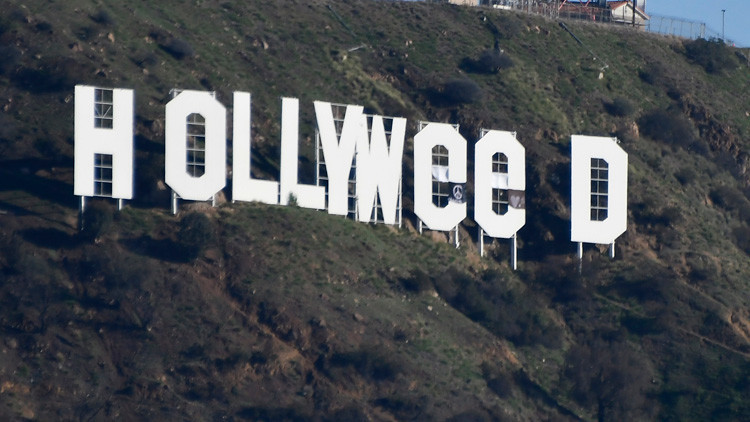 'HOLLYWEED': Un bromista 'retoca' el famoso letrero de Los Ángeles en Año Nuevo