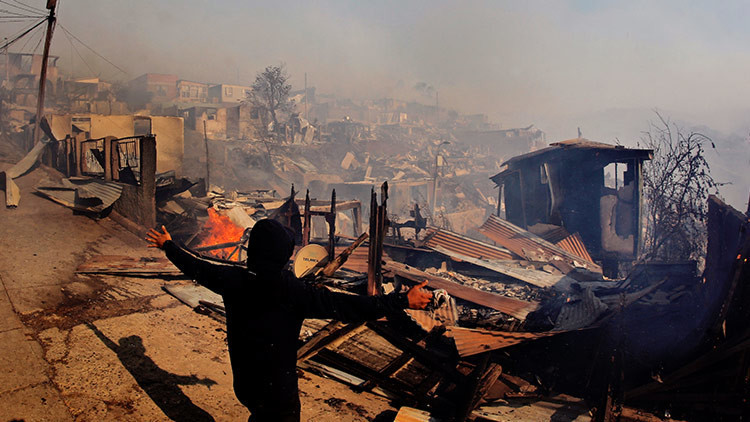 Emergencia en Chile: Voraz incendio pone el alerta roja la región de Valparaíso (FOTOS, VIDEO)