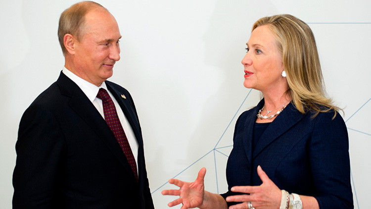 Exanalista de la CIA: "Clinton fue eficaz en desacreditarse a sí misma, sin la ayuda de Putin"