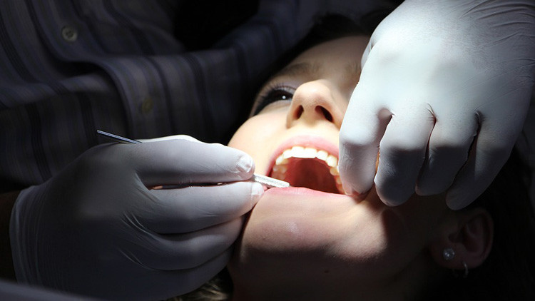 ¿Adiós al dentista? Un nuevo método ayuda a los dientes a regenerarse