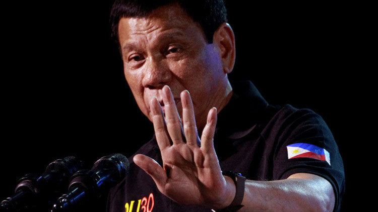 Presidente filipino a la Iglesia Católica: "Cuando éramos pequeños, ustedes abusaban de nosotros"