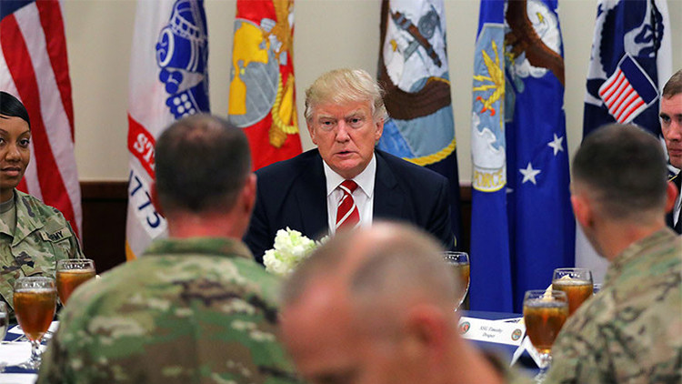 Trump desea que todos los miembros de la OTAN aporten su cuota correspondiente