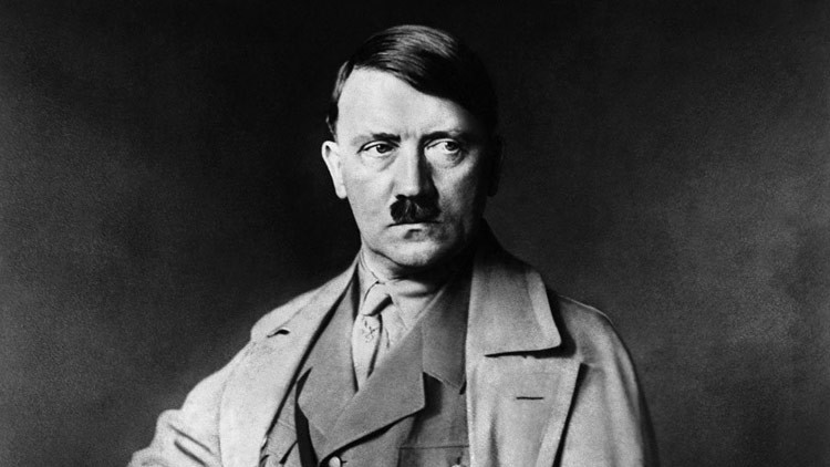 "Adolf, Alemania te necesita": una candidata de ultraderecha envía una foto de Hitler por Whatsapp