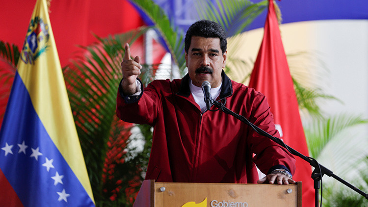Maduro: "Se le reventarán los dientes a Rajoy y a la derecha internacional"