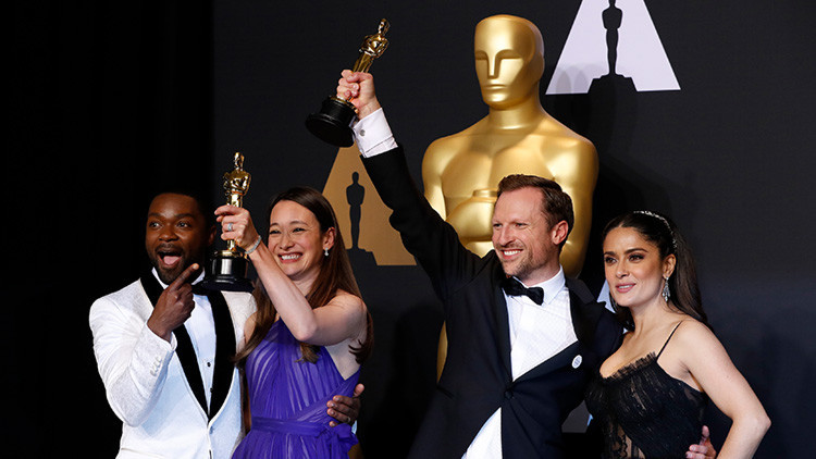 Moscú, sobre el Oscar a 'Cascos Blancos': "Se está cumpliendo la profecía de la Cancillería rusa"