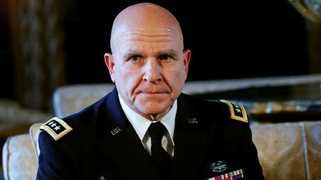 ¿En qué difieren las ideas del nuevo asesor de Seguridad Nacional de las de Trump?