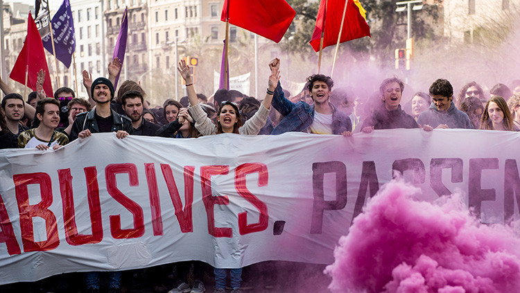 Manifestaciones en España contra la ley de educación y los recortes (VIDEOS)