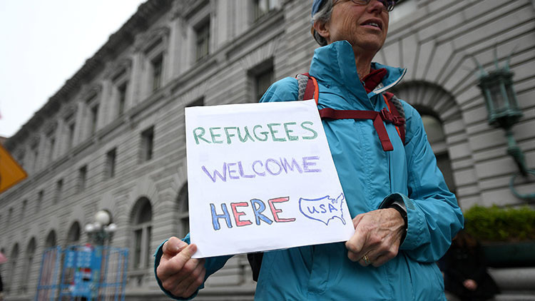Los Estados de Nueva York y Washington desafiarán el nuevo veto migratorio de Trump