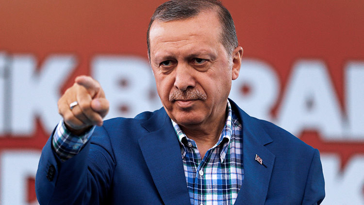 Erdogan, a los Países Bajos: "Los conocemos por la masacre de Srebrenica" 