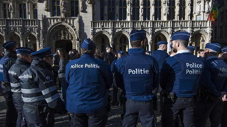Bélgica: Un hombre intenta embestir a una multitud con su vehículo en Amberes