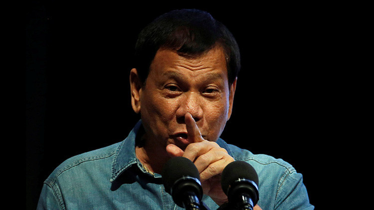 Duterte: "¿Por qué EE.UU. quiso que la Marina filipina fuera a aguas chinas? Eso sería una masacre"