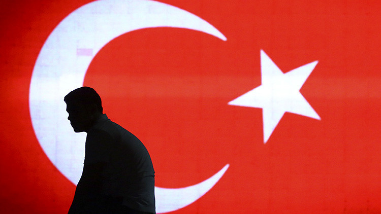 Un centenar de ciudadanos neerlandeses no puede abandonar Turquía