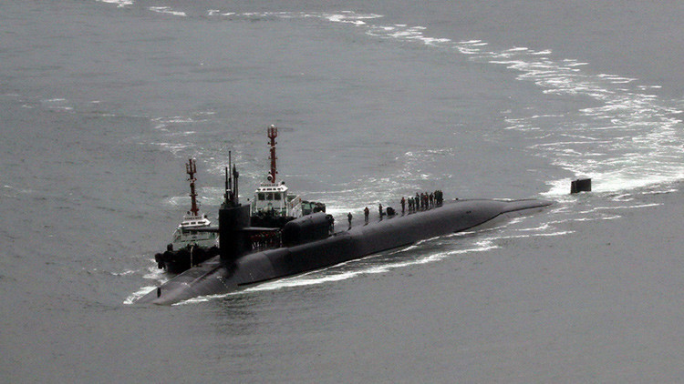 El submarino nuclear estadounidense USS Michigan llega a la península coreana