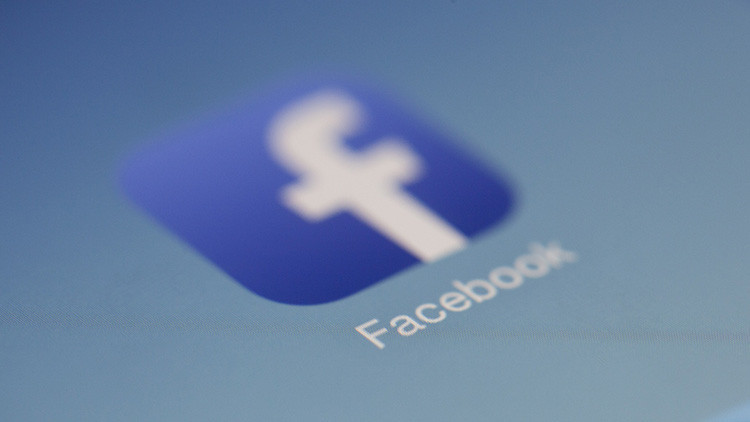 "Libre de las garras de Zuckerberg": ¿Por qué debería sacar a Facebook de su vida?