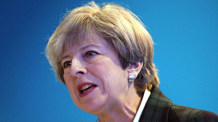 "Un atroz ataque terrorista": Theresa May se pronuncia sobre las explosiones en Manchester