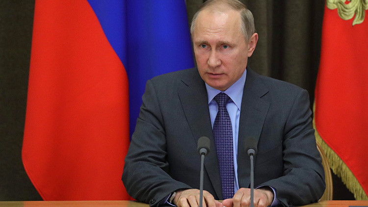 Putin expresa sus condolencias a Theresa May por el atentado de Mánchester