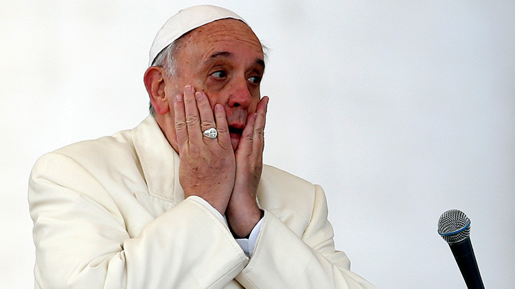 La Red se mofa de la cara del papa Francisco tras el encuentro con Trump (fotos y memes)
