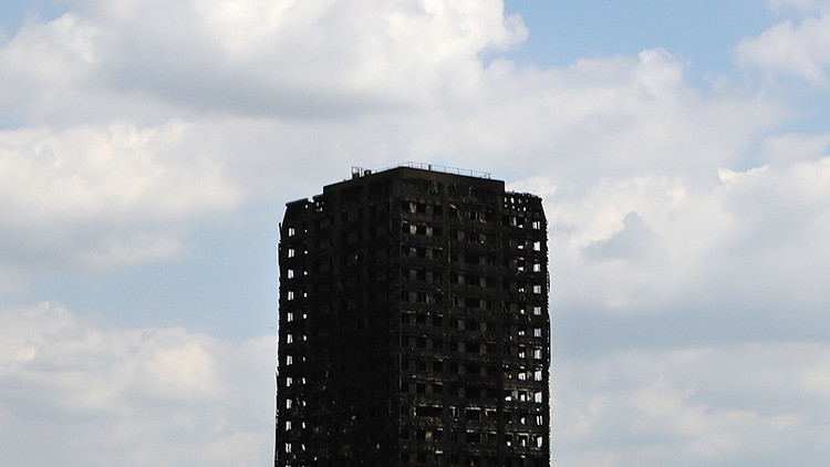 Revelan la causa del devastador incendio de la torre residencial de Londres