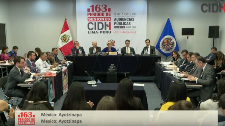 Los teléfonos de los estudiantes de Ayotzinapa estaban activos después de su desaparición (VIDEO)