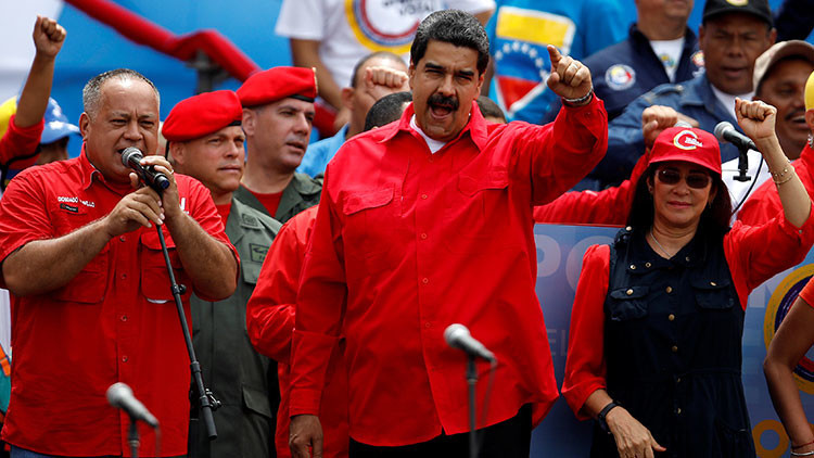 Maduro en la Constituyente: "Quise ser el primer voto por la paz"