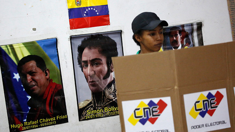 Votar en Venezuela: Sortear barricadas, recibir amenazas de muerte y cruzar ríos 