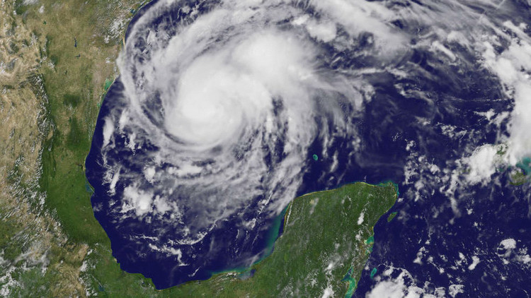 FOTOS, VIDEOS: Así es la aproximación del huracán Harvey a Texas desde el espacio