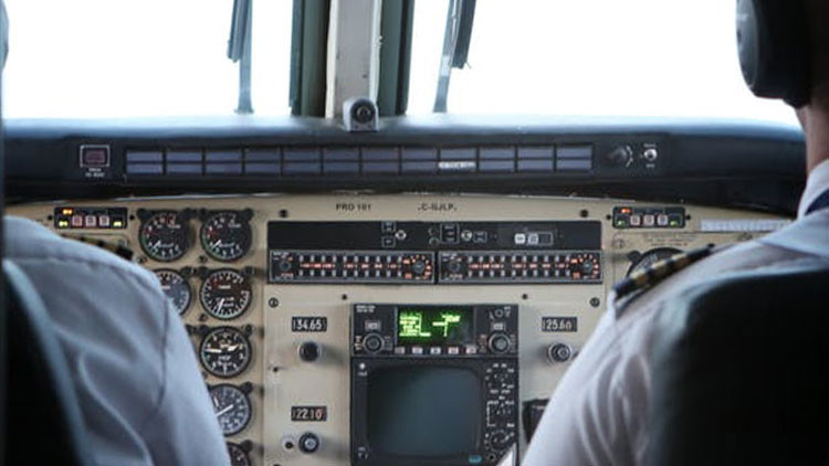 Ahora puede escuchar las comunicaciones entre pilotos y controladores de vuelo por todo el mundo