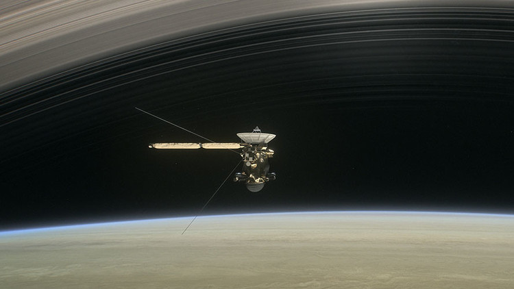 Ingenieros de la NASA dirigen la nave Cassini hacia un impacto seguro contra Saturno