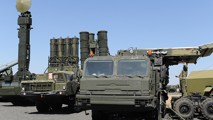 Moscú y Riad acuerdan la entrega del S-400 y otros armamentos
