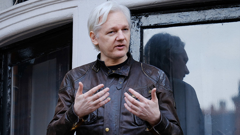 Assange explica cómo WikiLeaks obtuvo acceso a los correos electrónicos de Hillary Clinton