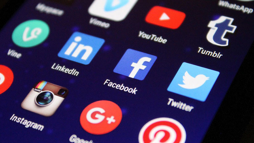 Menos del 1% de las noticias y mil videos: Facebook, Twitter y Google revelan la 'injerencia rusa'