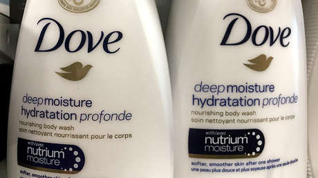 Dove retira la publicidad de un gel tras recibir un aluvión críticas en la Red por "racismo"