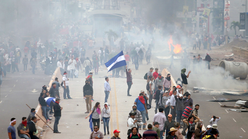 Honduras: Opositores son reprimidos en medio de protestas que denuncian fraude electoral