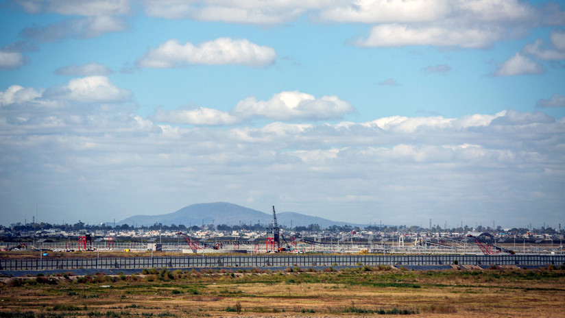 Así se destruye la tierra para construir un nuevo aeropuerto en México