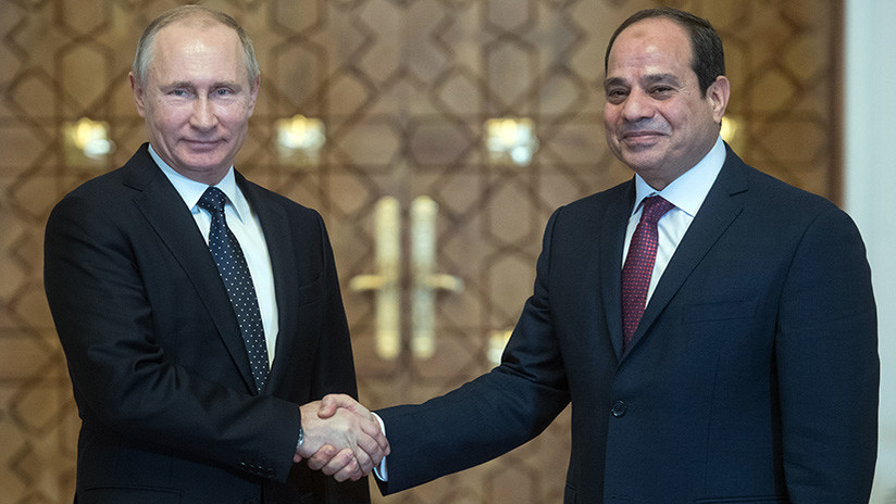Egipto y Rusia firman la construcción de la primera planta nuclear egipcia