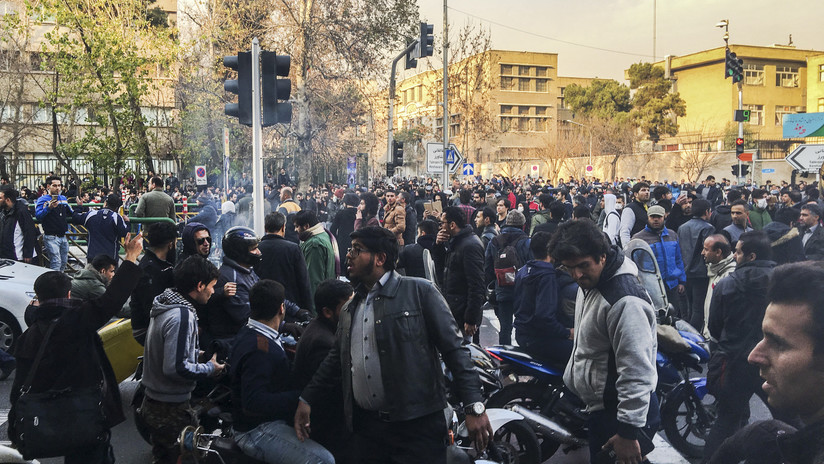 Injerencias o reclamos sociales: ¿Por qué se protesta en Irán?