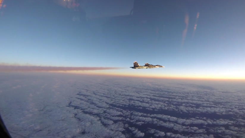 Moscú detalla el acercamiento de aviones rusos Su-30 y F-15 estadounidenses sobre el Báltico (VIDEO)