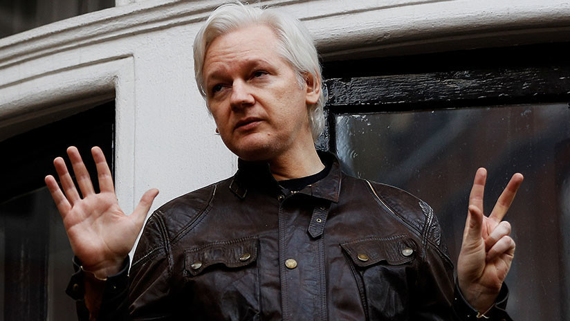Ecuador busca un mediador para resolver la "insostenible" situación de Assange
