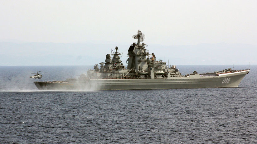 Revelan el plazo en que Rusia dotaría a sus cruceros de los nuevos misiles hipersónicos Tsirkón
