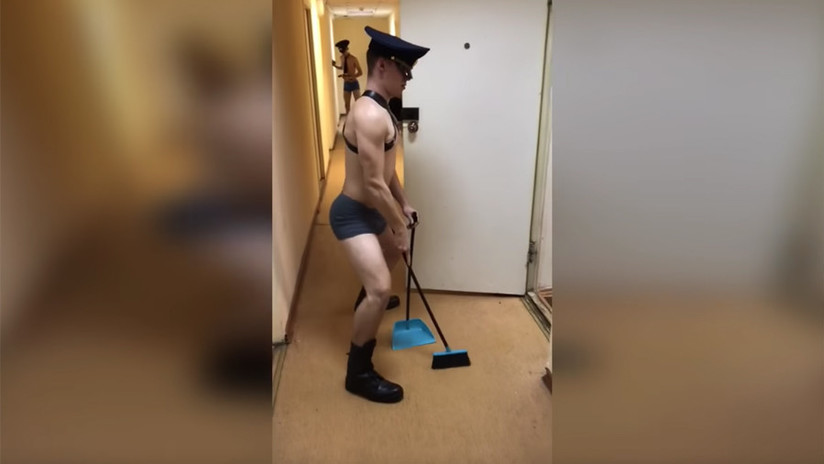 Polémica en Rusia por el baile BDSM de unos cadetes (VIDEOS)