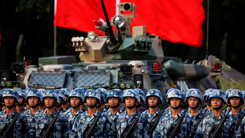 China recomienda a Estados Unidos aceptar la política de Defensa de Pekín
