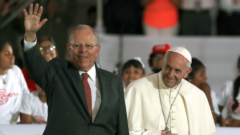 La curiosa reflexión política del presidente de Perú antes de la partida del papa Francisco (Video)