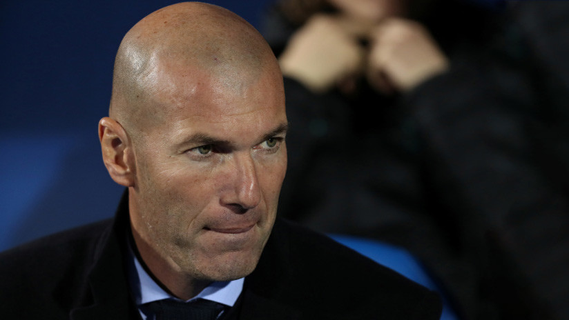 Zinedine Zidane es en realidad... ¿Iván Campo?