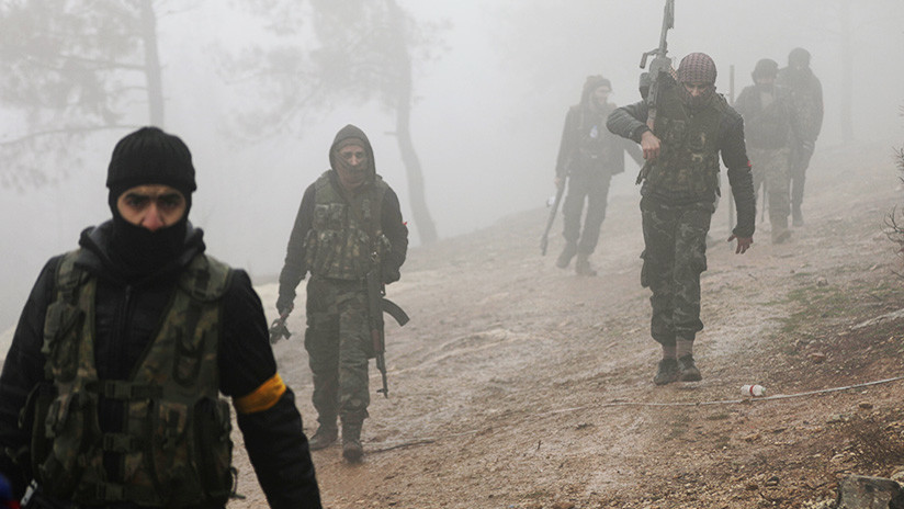 Turquía: "Los militares de EE.UU. uniformados como YPG también serán nuestros objetivos"