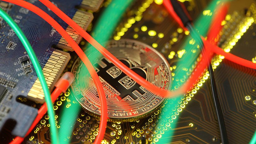 El bitcóin cae por debajo de 7.000 dólares por primera vez desde noviembre