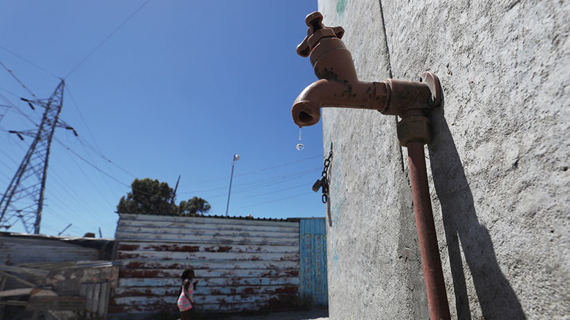 El 'Día Cero', al acecho: Cómo la amenaza de quedarse sin agua cambia la vida en Ciudad del Cabo