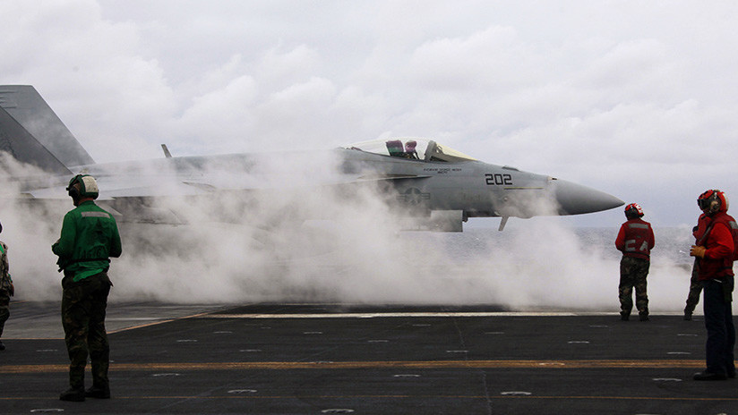 VIDEO: Así se siente al despegar de un caza F-18 desde un portaaviones