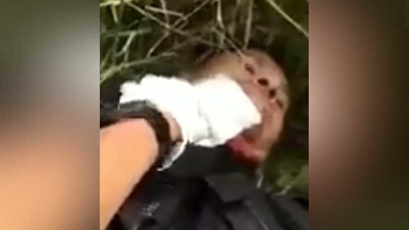 FUERTE VIDEO: Policías acorralados por narcotraficantes ayudan a su compañero desangrado en México
