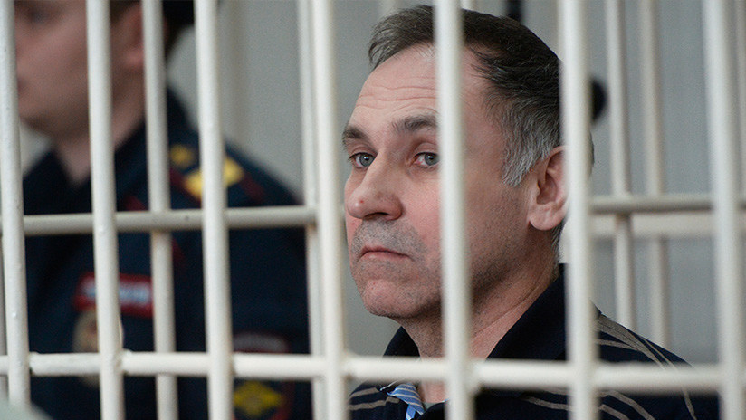Condenan a cadena perpetua a un expolicía ruso que mató a 19 prostitutas