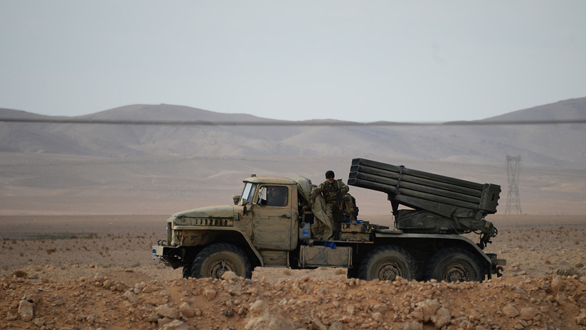 Siria: Militantes atacan con "precisión mortal" una base aérea clave cerca de Damasco 